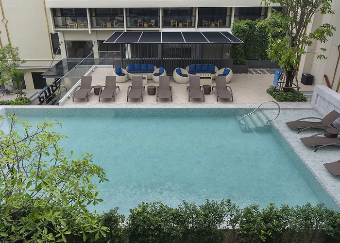 Centara Life Phra Nakhon 4* バンコク都