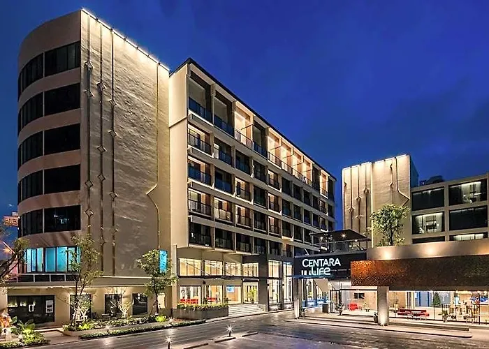 Centara Life Phra Nakhon 4* バンコク都