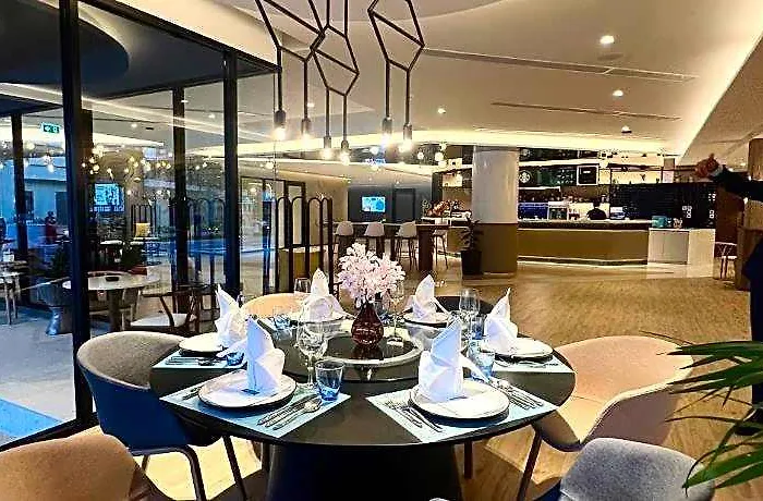 Centara Life Phra Nakhon ホテル 4*
