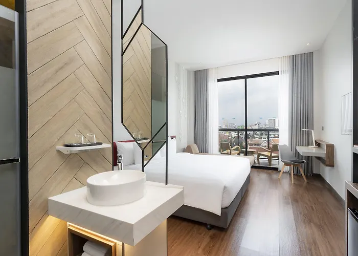 מלון Centara Life Phra Nakhon 4*