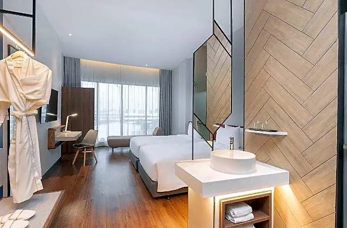 Hotel Centara Life Phra Nakhon 4*